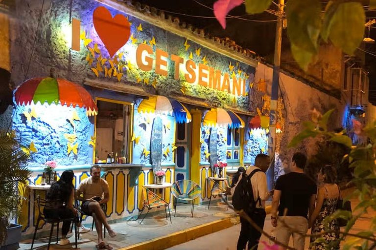 Passeio de bicicleta ao pôr do sol com visita à baía de Cartagena e GetsemaníPasseio de bicicleta ao pôr do sol com visita à Baía de Cartagena e Getsemaní