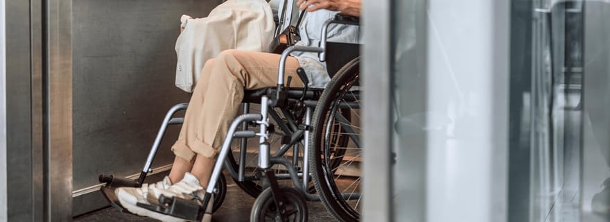 Visite privée du Louvre adaptée aux fauteuils roulants - facile et sans stress