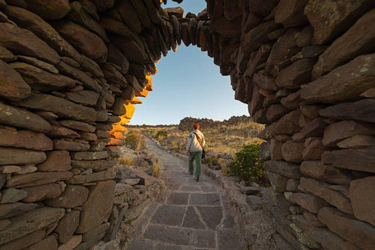 From Cusco: 3-Day Lake Titicaca Tour with Overnight Bus