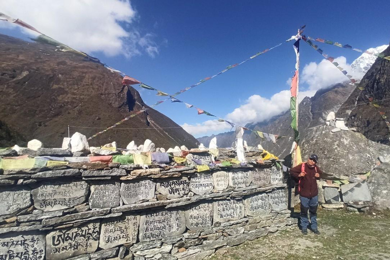 Kathmandu: 9-Day Langtang Gosaikunda Trek with Transfers 9DayLangTangGosain