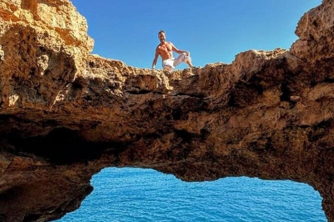 Ibiza: 6 hours of Discovery, Snorkeling, Pirate Cave Discovery Tour with Meeting Point