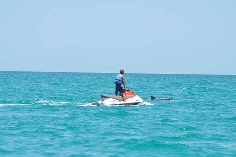 Djerba: 1,5-stündiges Jet Ski-Abenteuer mit HoteltransfersDjerba: Jet Ski Abenteuer in einer einzigartigen Wasserwelt
