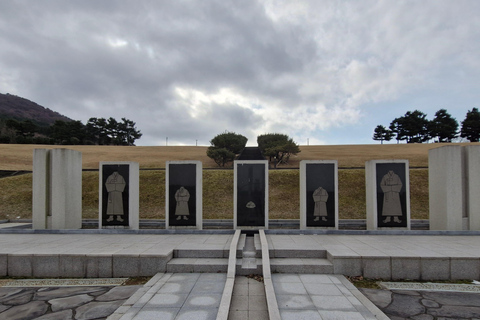Tour guidato sulla storia e la cultura dell&#039;incidente del 4.3 di Jeju (SW)Tour guidato sulla storia e la cultura dell&#039;incidente del 4 marzo a Jeju (SW)