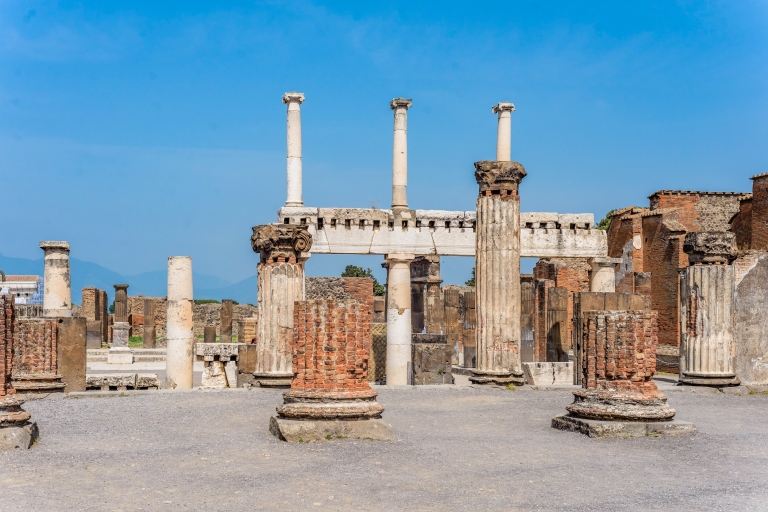 Pompeya: tour con arqueólogo experto en grupos reducidosTour en grupo en inglés