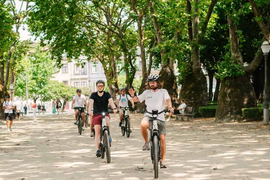 Porto: Stadt-Highlights E-Bike Tour