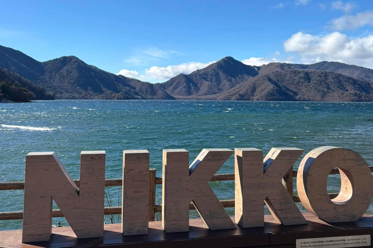 Tokyo: 5-Day Private Tour to Hiroshima with Transport