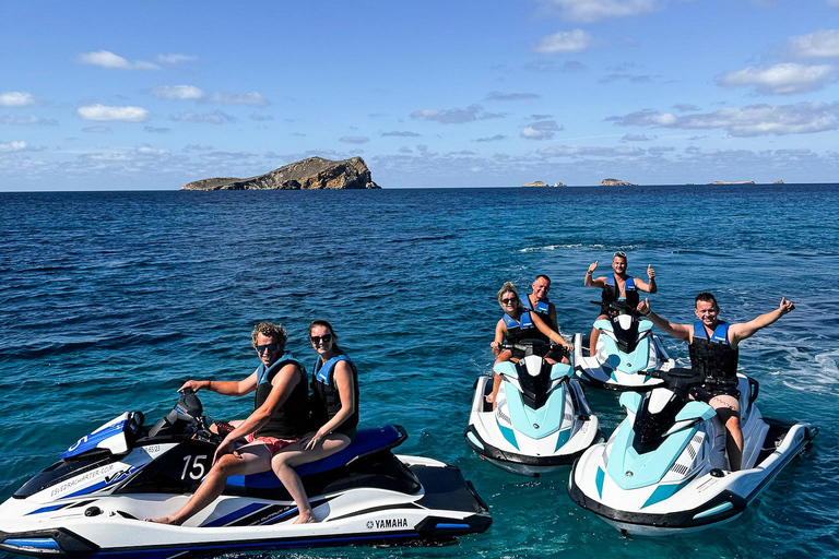 Jet Ski Trip zur Cala Comte von San Antonio aus