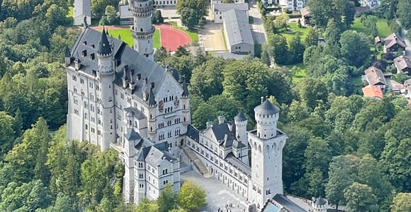 Von Zürich aus: Schloss Neuschwanstein Private Tour mit Mittagessen