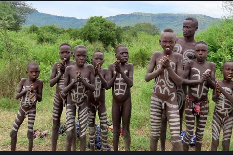 Addis Ababa: 10-Day Cultural and Tribal Routes Tour