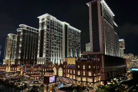 Macau Night City Tour｜Private Limo Tour with Driver-Guide 5 hours | 9 seater Van - Max for 8 pax