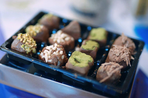 Manchester: Guided Chocolate-Tasting Walking Tour