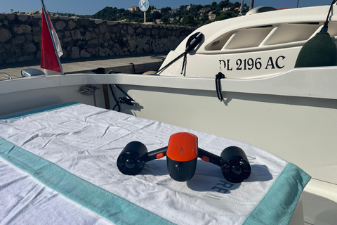 Côte d&#039;Azur : Tour en bateau sur un yacht classique de luxe Riva