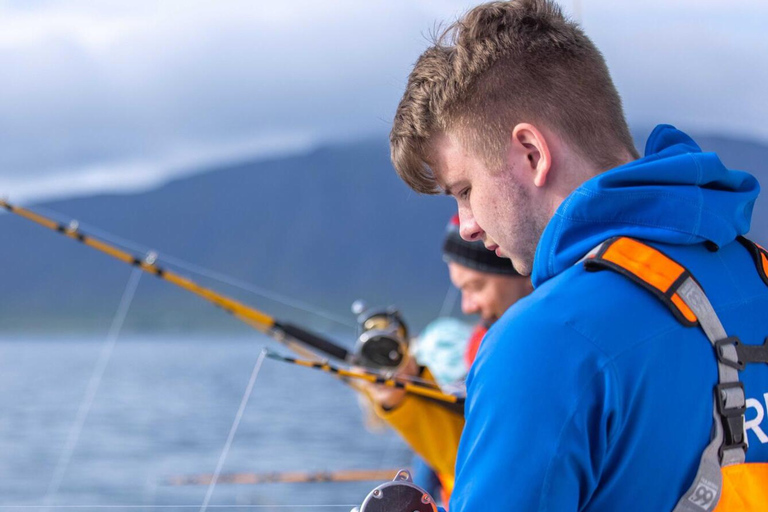 Pesca en aguas de Islandia de ReykjavikPesca de Islandia desde Reikiavik