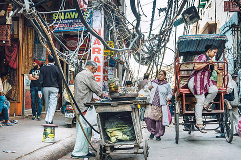 Delhi: visita a los barrios marginales con guía privado.Delhi: visita a los barrios marginales con guía privado