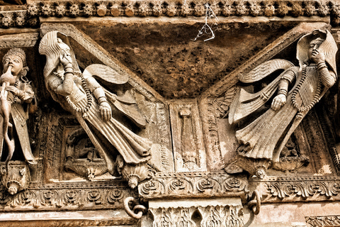 Varanasi: Old City Life Along the Ganges Riverfront
