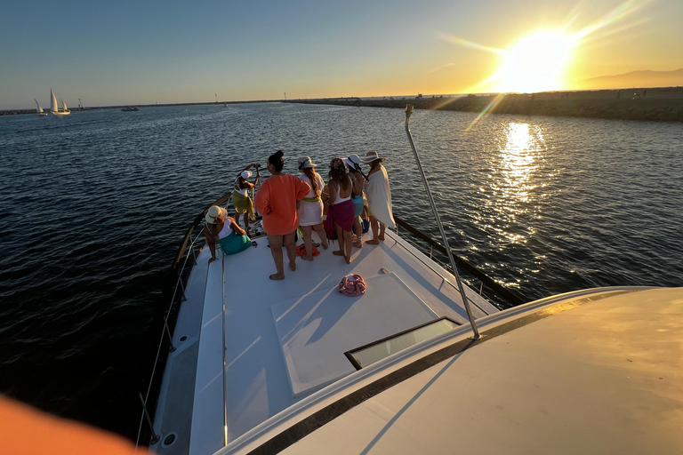 Marina Del Rey: Luxe Yacht Experience - Rondleiding - BYOB