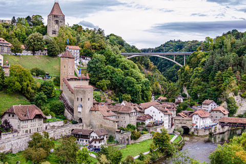 Viagem de 1 dia de carro privado de Berna a Gruyeres e Friburgo