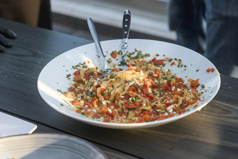 Thessaloniki: Cooking & Wine Tasting with Dockside Views