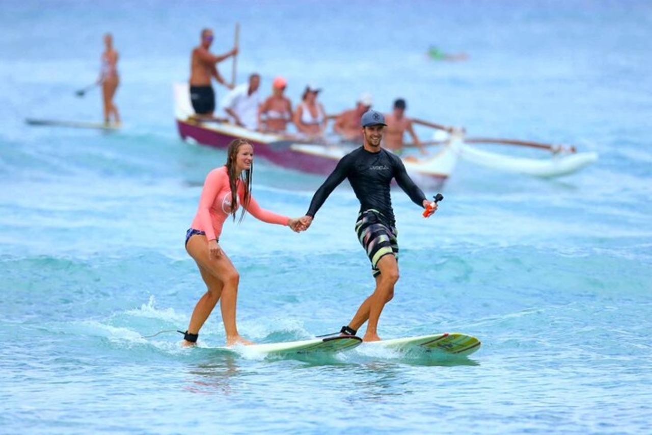 Oahu: Deine private Gruppen-Surfstunde in Waikiki