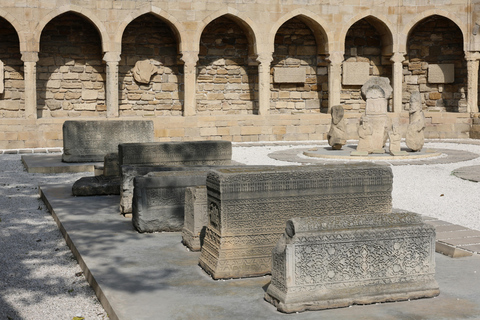 Baku Uncovered: Guided Tour with Food, Wine & National Dress