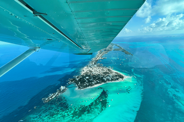 Vuelo panorámico a la Zona Hotelera de Cancún e Isla Mujeres