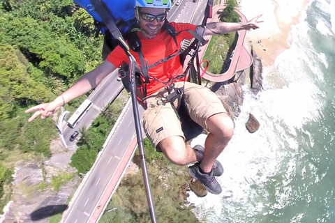 PARAGLIDING FLIGHT IN SÃO CONRADO - RIO DE JANEIRO