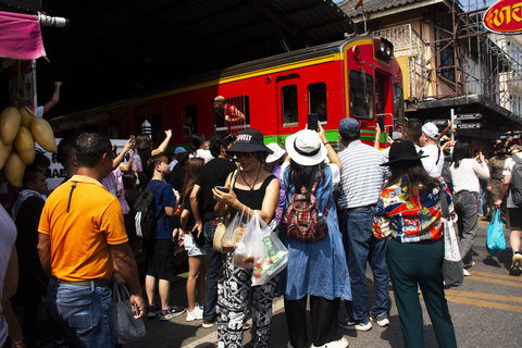 From Bangkok: Local Floating & Railway Market, Dragon Temple