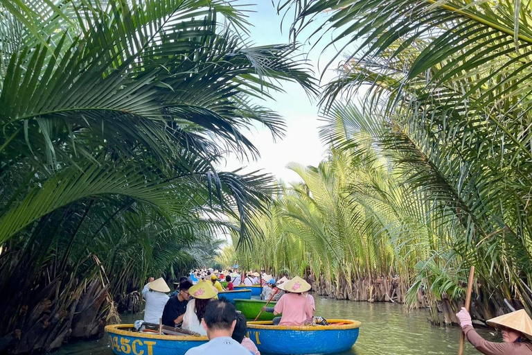 Hoi An: Corso di cucina ecologica di Bay Mau con mercato e cesto in barca