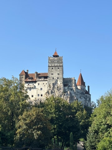 From Brașov: Dracula’s Castle (Bran), Peleș & Cantacuzino.