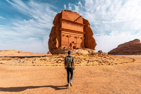 AlUla: Private Guided Tour with Transportation