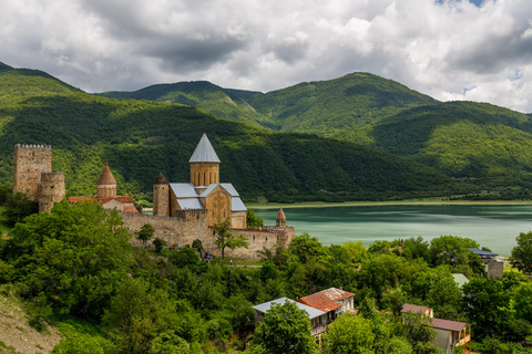Tbilisi: Kazbegi Mountains & Military Highway Day Trip