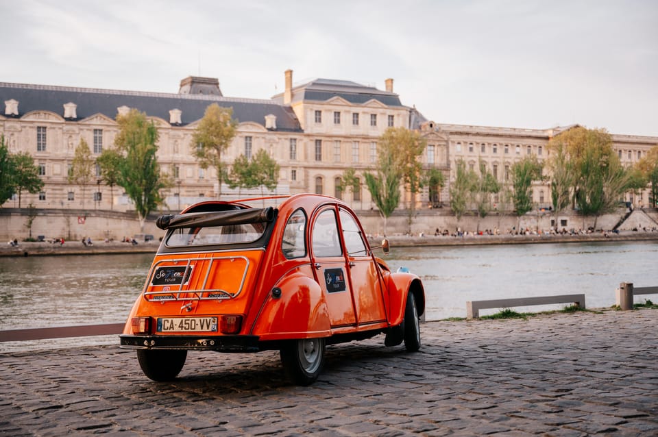 Visita guiada de París en Citroën 2CV | GetYourGuide