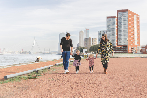 Rotterdam: Private Photoshoot with a Local Photographer