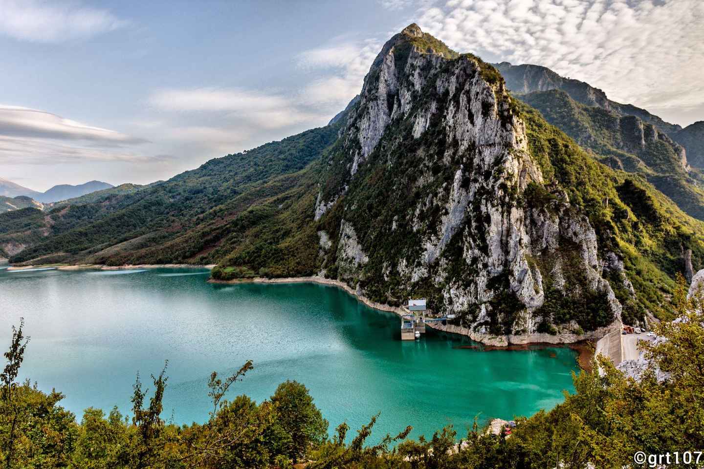 From Tirana: Hiking Bovilla Lake, Instagram friendly