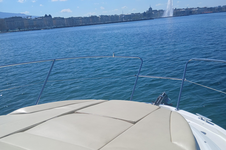 Geneva: Private Boat Cruise with Optional Fondue Private Boat day Lake Geneva (2h)