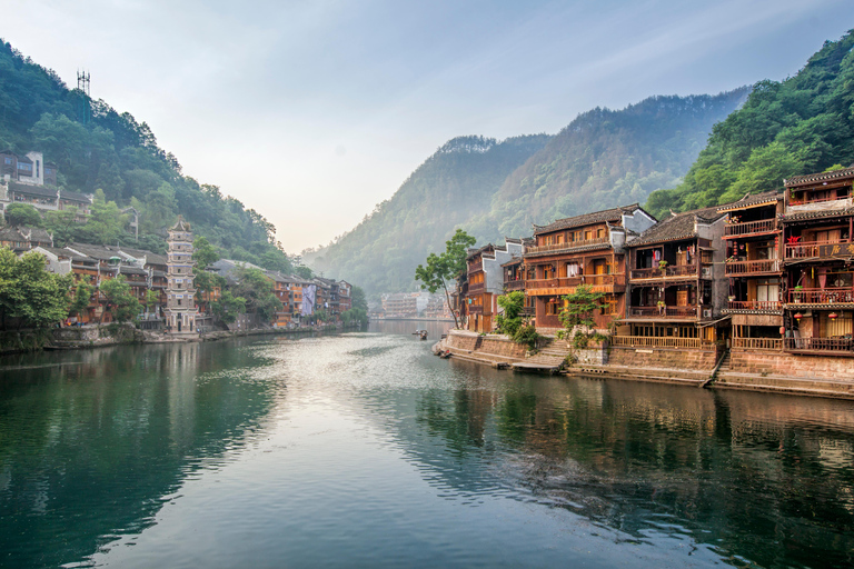 From Zhangjiajie: Fenghuang Ancient Town & Furong Town Tour