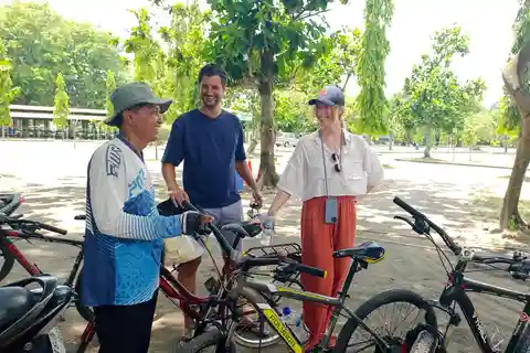 Yogyakarta : Prambanan temple + cycling