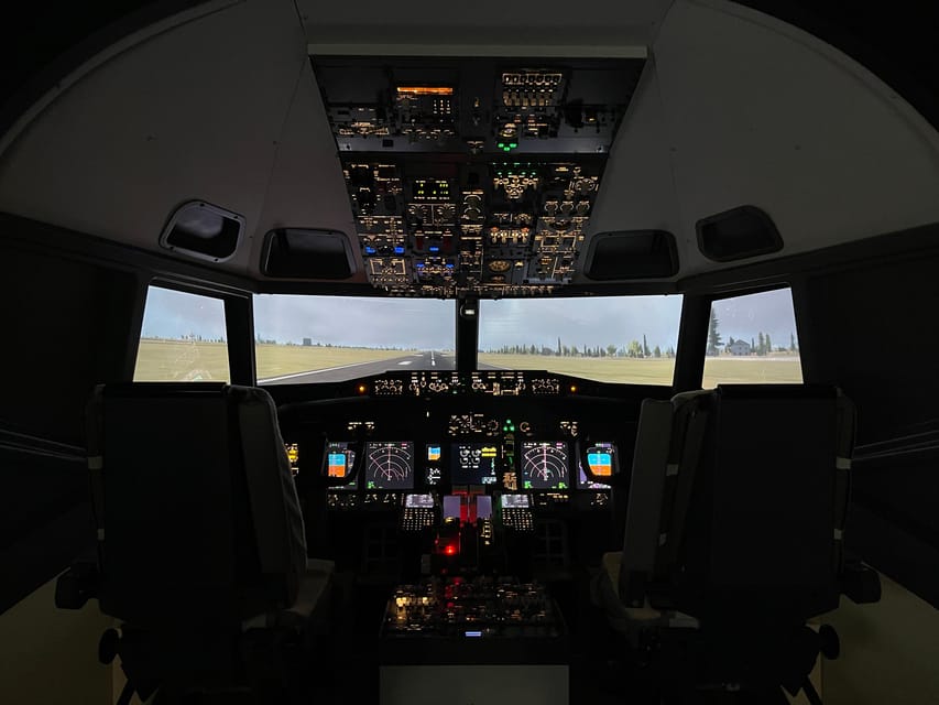 Flight simulator Boeing 737-800NG in Igualada (Barcelona)