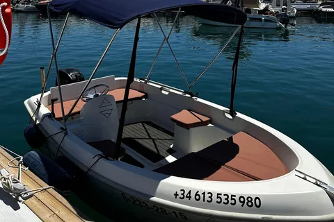 Marbella: Puerto Banús Bootverhuur zonder vaarbewijs