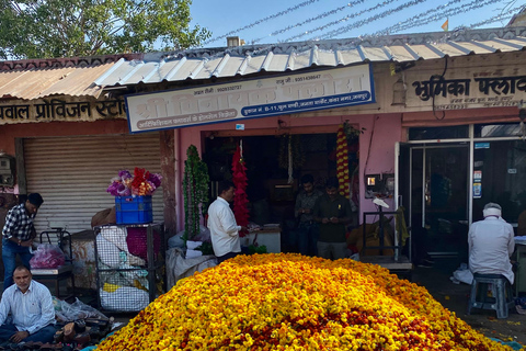 Jaipur: Tour guidato a piedi del patrimonio culturale Esplora il mercato localeTour guidato a piedi del patrimonio di Jaipur: esplora il mercato locale