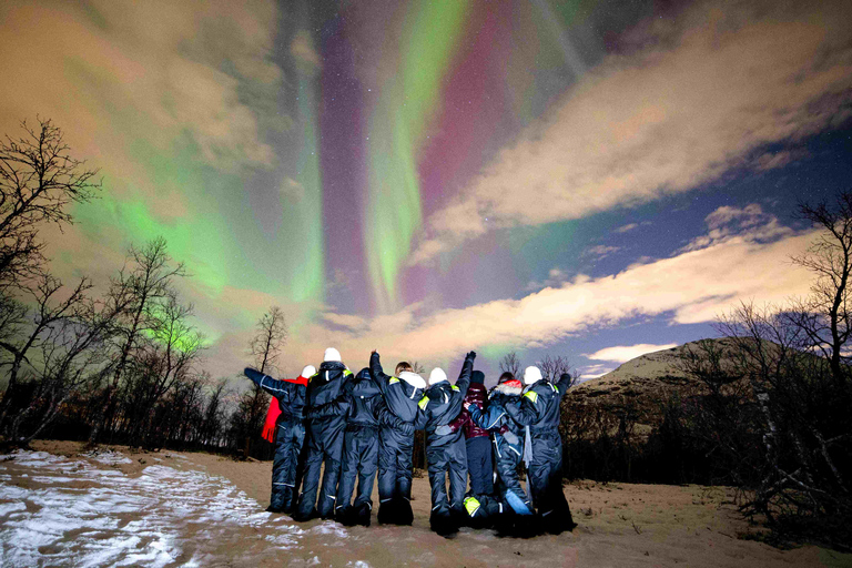 Tromsø: Safari en moto de nieve con estancia en Aurora Crystal Lavvo