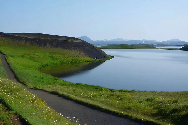 Private Diamond Circle Tour from Akureyri