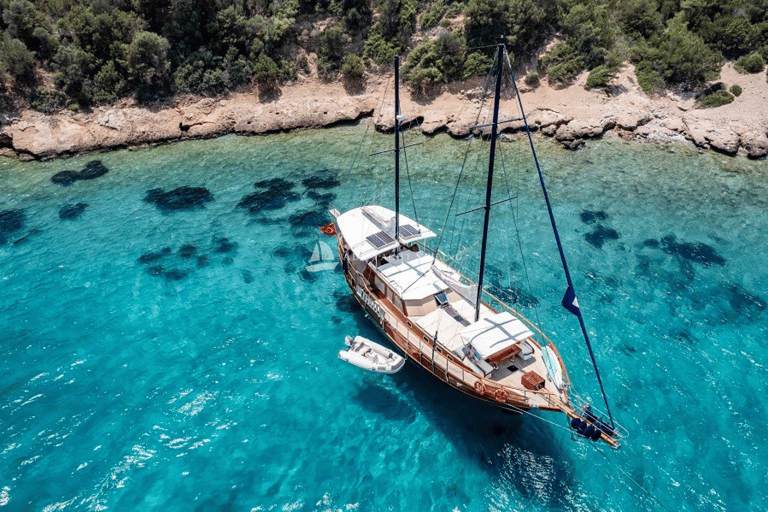 Fethiye to Bodrum: 7-Night Premium Gulet Cruise with A/C