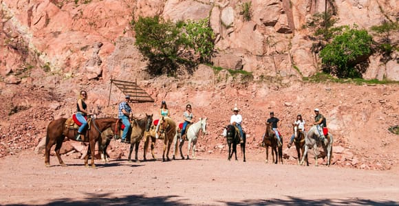 Puerto Vallarta: Advanced Jungle Horseback Riding Tour
