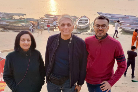 Amanecer en Banaras con Paseo en Barco y Ganga Aarti