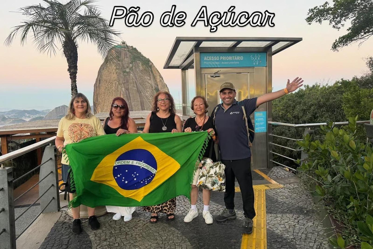 Rio de Janeiro: Private Airport Transfer with Meet & Greet - GIG & SDU