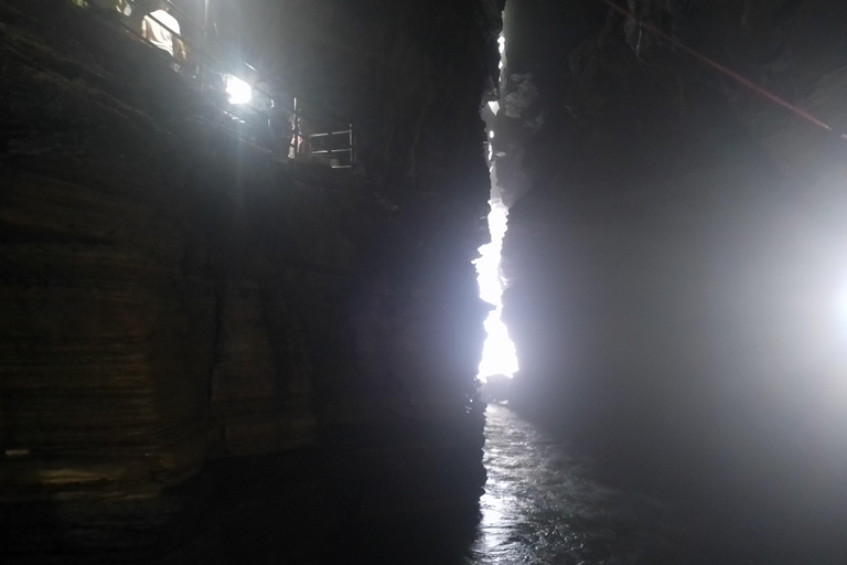 Nepal 5 Day: Pokhara City Tour, Paragliding & Himalayan Hike