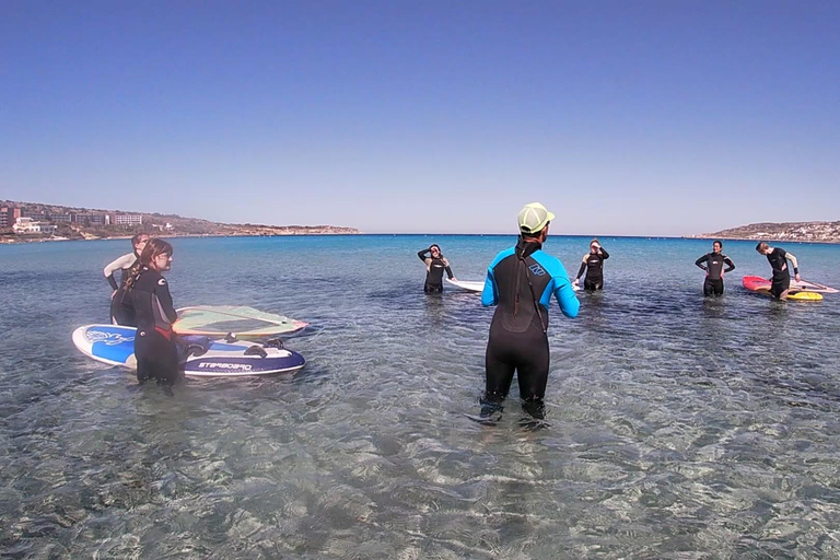 Mellieha: Windsurfles voor beginners
