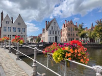 Bruges Bike Tour, coins secrets, streetart et chocolat - Hizvo