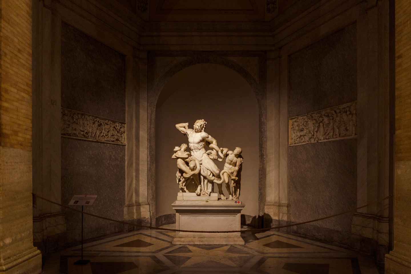 Рим: Экскурсия по Ватиканским музеям и Сикстинской капелле